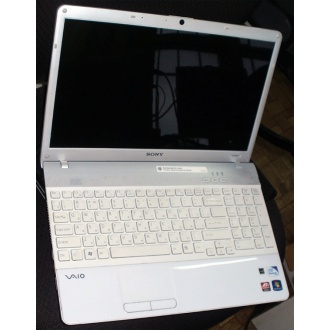 Ноутбук Sony Vaio VPCEB3E1R (Intel Pentium P6100 (2x2.0Ghz) /4096Mb DDR3 /320Gb /Radeon HD5470 /15.5" TFT 1366x768) - Белгород